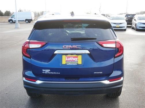 2022 GMC Terrain SLT