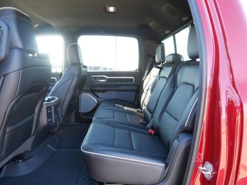 Molten Red Pearlcoat 2026 RAM 1500 Laramie