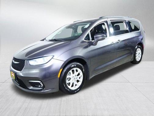 2022 Chrysler Pacifica Touring-L