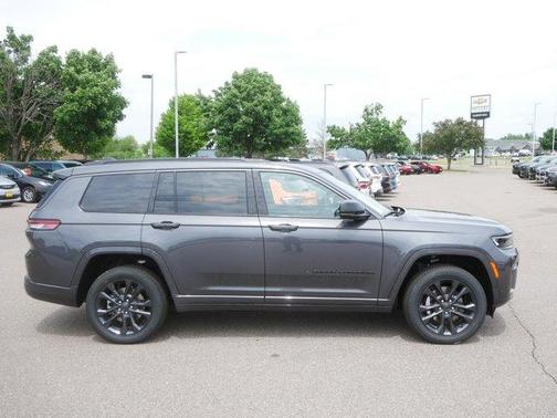 Metallic 2026 Jeep Grand Cherokee L Limited