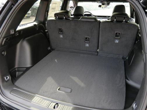 Gloss Black 2027 Jeep Grand Cherokee Limited