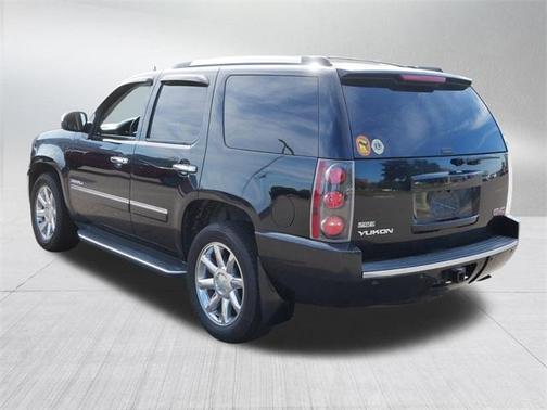 2010 GMC Yukon Denali