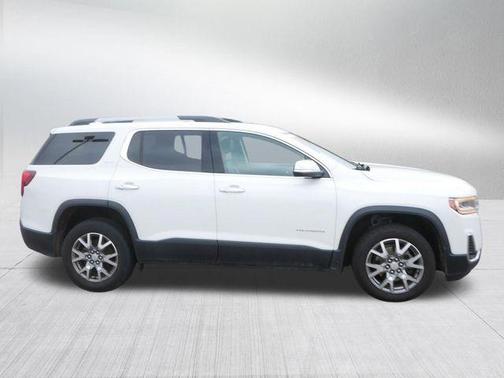 White Frost Tri-Coat 2021 GMC Acadia SLT