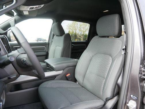 Granite Crystal Clearcoat Metallic 2026 RAM 1500 Big Horn