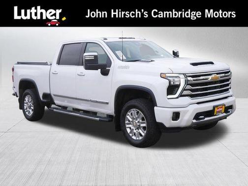 Iridescent Pearl Tricoat 2025 Chevrolet Silverado 3500 High Country