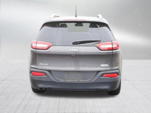 Granite Crystal Clearcoat Metallic 2017 Jeep Cherokee Latitude