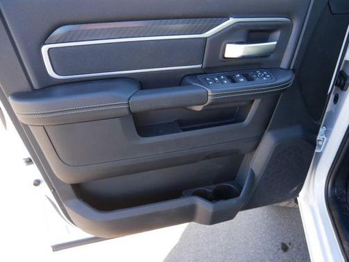 Bright White Clearcoat 2026 RAM 3500 Big Horn