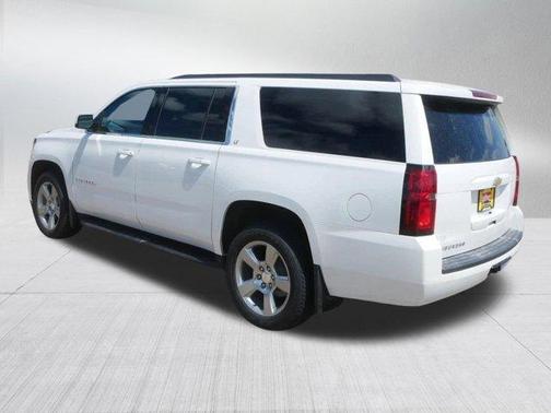 Iridescent Pearl Tricoat 2020 Chevrolet Suburban LT