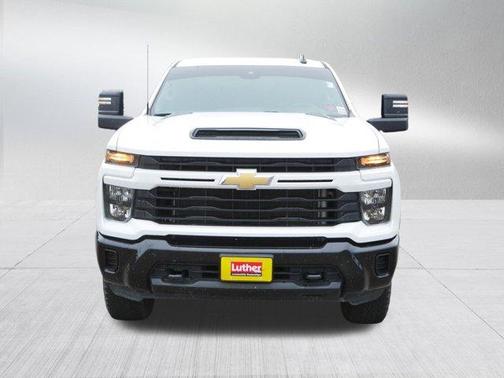 2024 Chevrolet Silverado 2500 Custom