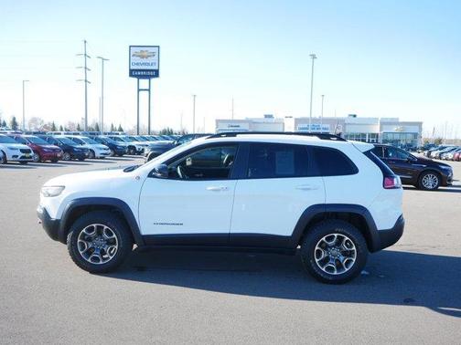 Bright White Clearcoat 2022 Jeep Cherokee Trailhawk