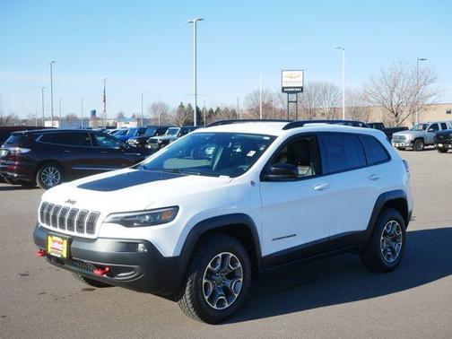 Bright White Clearcoat 2022 Jeep Cherokee Trailhawk