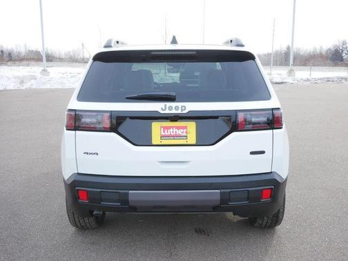 Bright White Clearcoat 2026 Jeep Cherokee Overland