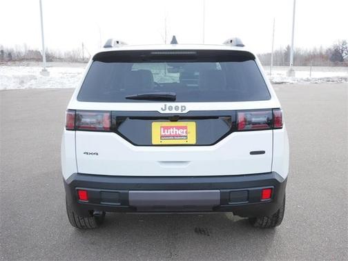 2026 Jeep Cherokee Overland