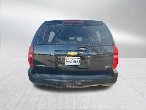 2011 Chevrolet Suburban 1500 LT