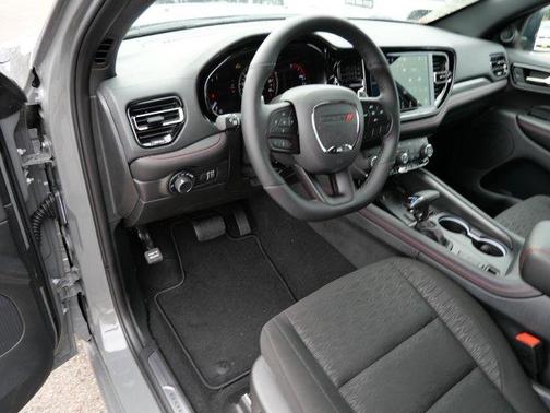 Destroyer Gray Clearcoat 2026 Dodge Durango GT HEMI V8