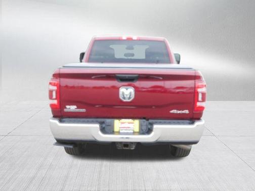 Delmonico Red Pearlcoat 2024 RAM 3500 Big Horn