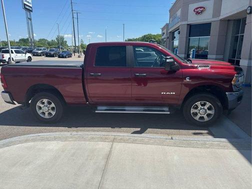 Delmonico Red Pearlcoat 2024 RAM 3500 Big Horn
