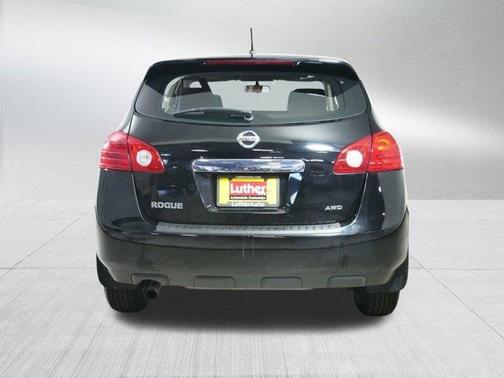 2011 Nissan Rogue S