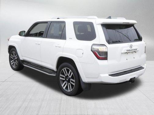 Super White 2017 Toyota 4Runner SR5
