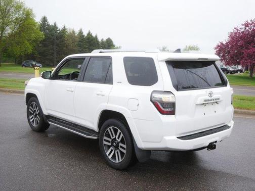 Super White 2017 Toyota 4Runner SR5