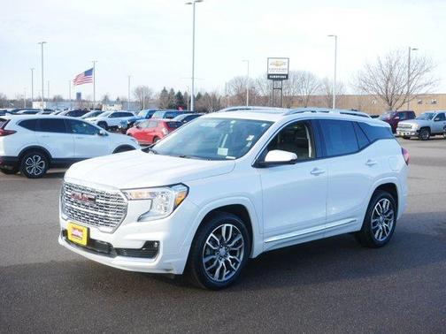 2023 GMC Terrain Denali
