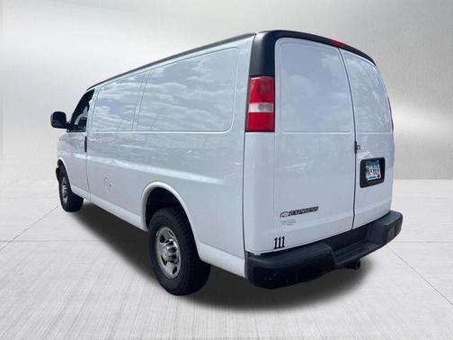 Summit White 2017 Chevrolet Express 2500 Work Van