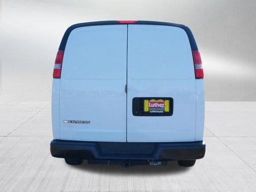 Summit White 2017 Chevrolet Express 2500 Work Van