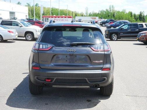 Granite Crystal Clearcoat Metallic 2022 Jeep Cherokee Trailhawk