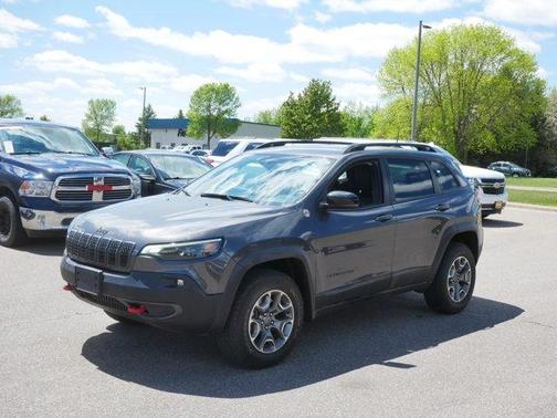 Granite Crystal Clearcoat Metallic 2022 Jeep Cherokee Trailhawk