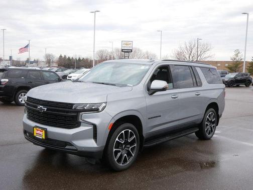 2023 Chevrolet Suburban RST