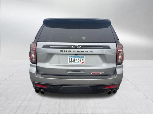 2023 Chevrolet Suburban RST