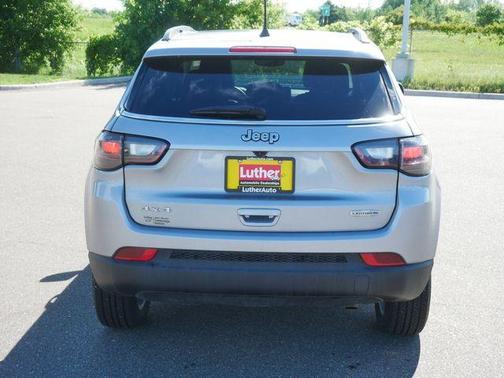 Billet Silver Metallic Clearcoat 2022 Jeep Compass Latitude Lux
