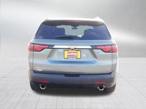 Silver Sage Metallic 2023 Chevrolet Traverse LT Cloth