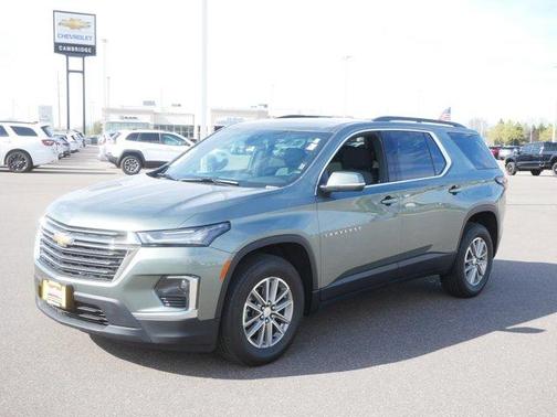 Silver Sage Metallic 2023 Chevrolet Traverse LT Cloth