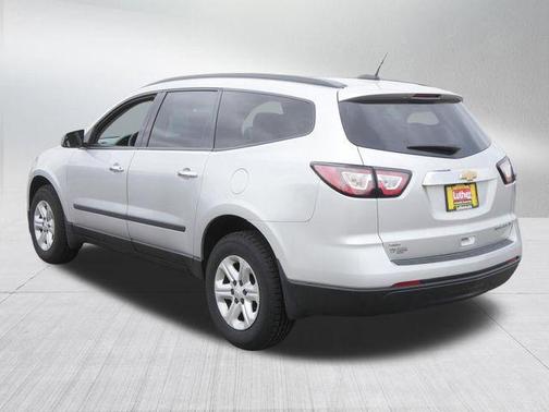 Silver Ice Metallic 2016 Chevrolet Traverse LS