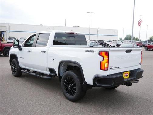 2026 Chevrolet Silverado 3500 LT