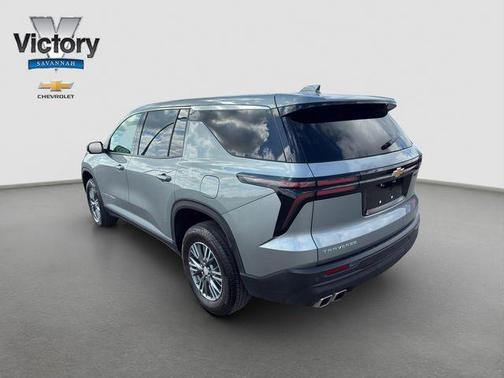 Sterling Gray Metallic 2024 Chevrolet Traverse LS