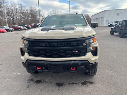 2022 Chevrolet Silverado 1500 Custom Trail Boss