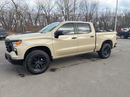2022 Chevrolet Silverado 1500 Custom Trail Boss