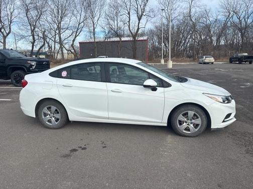 2017 Chevrolet Cruze LS