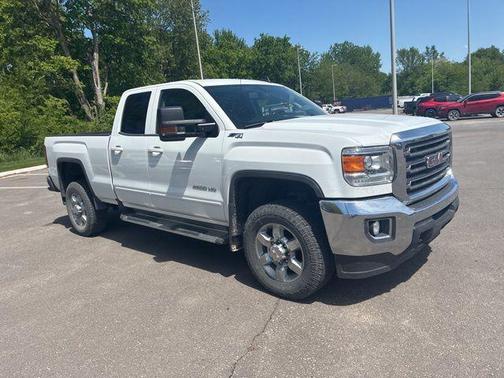 Summit White 2017 GMC Sierra 2500 SLE