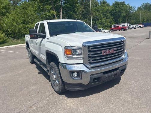 Summit White 2017 GMC Sierra 2500 SLE