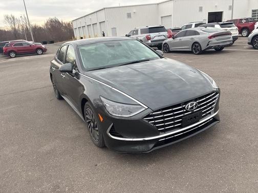 2023 Hyundai SONATA Hybrid Limited