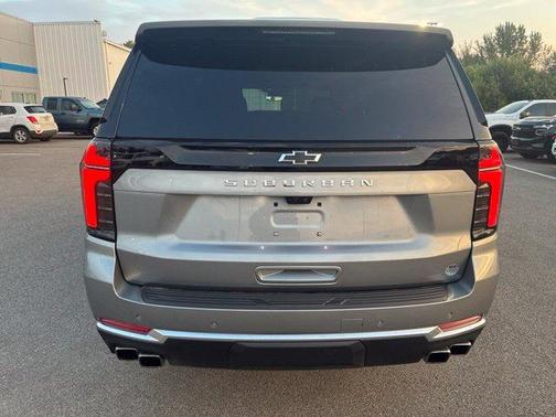 Sterling Gray Metallic 2025 Chevrolet Suburban High Country