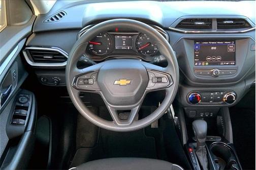 2022 Chevrolet Trailblazer LS