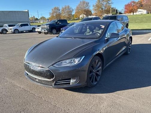 2016 Tesla Model S 90D