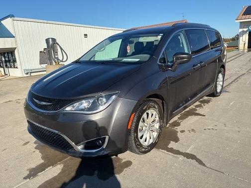 2019 Chrysler Pacifica Touring-L
