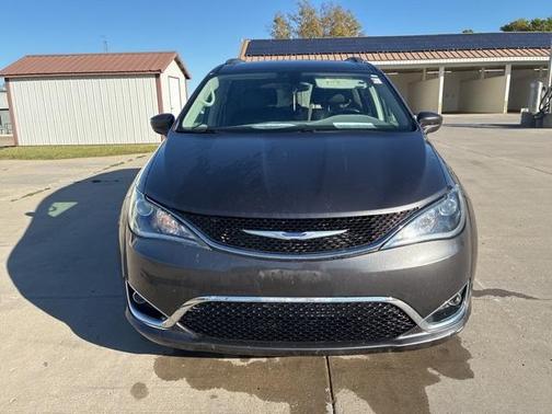2019 Chrysler Pacifica Touring-L