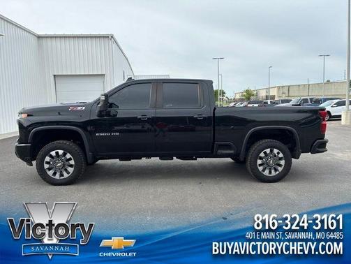 Black 2024 Chevrolet Silverado 2500 Custom