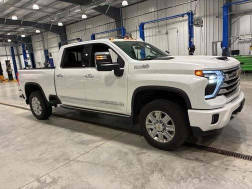 2025 Chevrolet Silverado 3500 High Country
